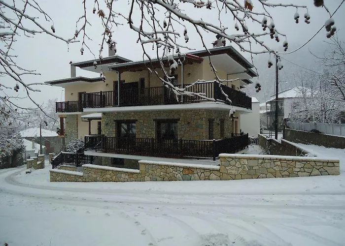 Kokkinos Vrachos Hotel